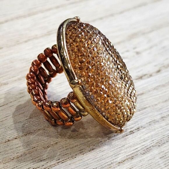 🐢 Vintage Ring Stretch Band Gold Rhinestone Circular Disc Ring 1” Diameter - Picture 2 of 8